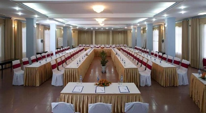 Hai Au Hotel Хайфонг Екстериор снимка