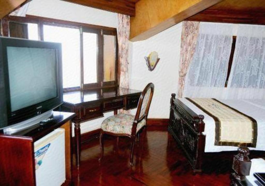 Hai Au Hotel Хайфонг Екстериор снимка